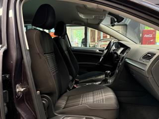 VOLKSWAGEN Golf Variant usata, con Chiusura centralizzata