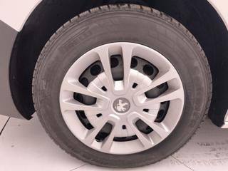 PEUGEOT Expert usata, con USB