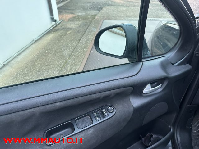 PEUGEOT 207 usata, con Climatizzatore