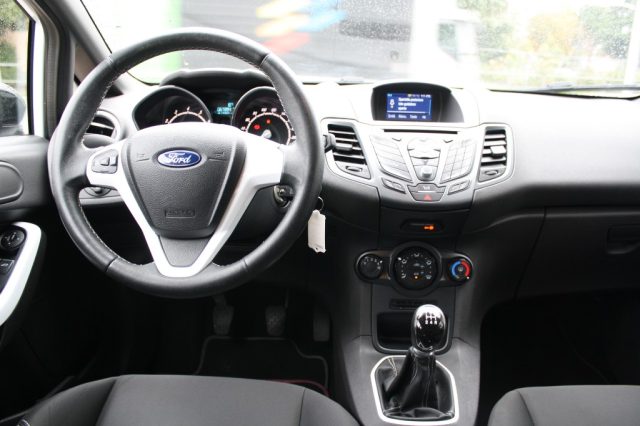 FORD Fiesta usata, con Fendinebbia