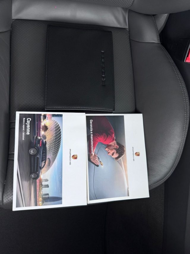 PORSCHE Cayenne usata, con Vetri oscurati