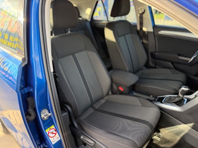 VOLKSWAGEN T-Roc usata 29