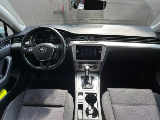 VOLKSWAGEN Passat usata, con Cruise Control