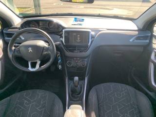 PEUGEOT 2008 usata, con Cruise Control