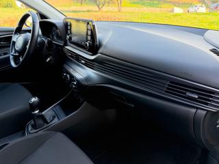 HYUNDAI i20 usata, con Volante in pelle