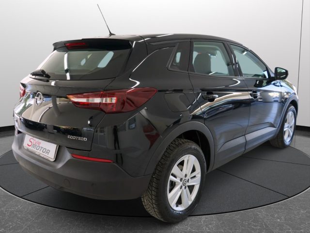 OPEL Grandland X usata, con Fari LED