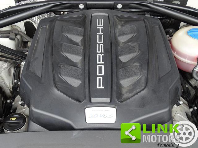 PORSCHE Macan usata 21