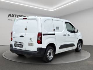 PEUGEOT Partner usata, con Autoradio digitale