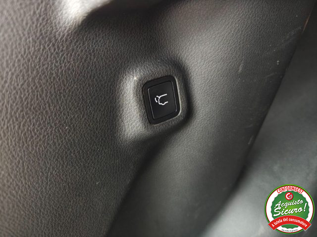 JEEP Compass usata, con Servosterzo