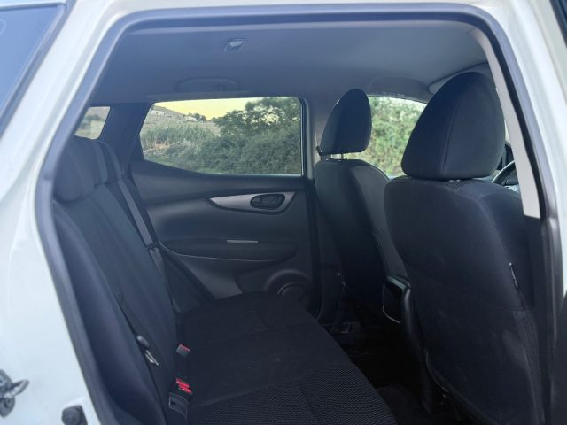 NISSAN Qashqai usata, con Interni in pelle