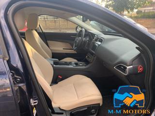 JAGUAR XE usata, con Servosterzo