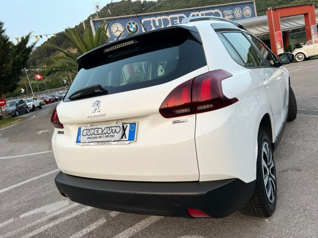 PEUGEOT 2008 usata, con Autoradio