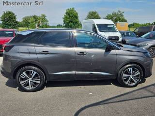 PEUGEOT 3008 usata, con Autoradio