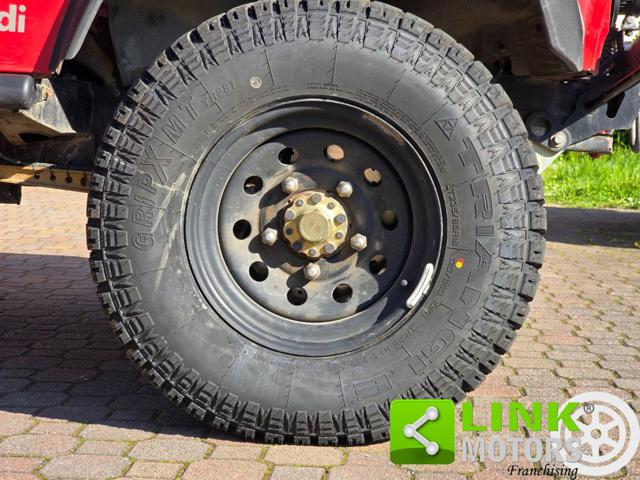 LAND ROVER Defender usata 19