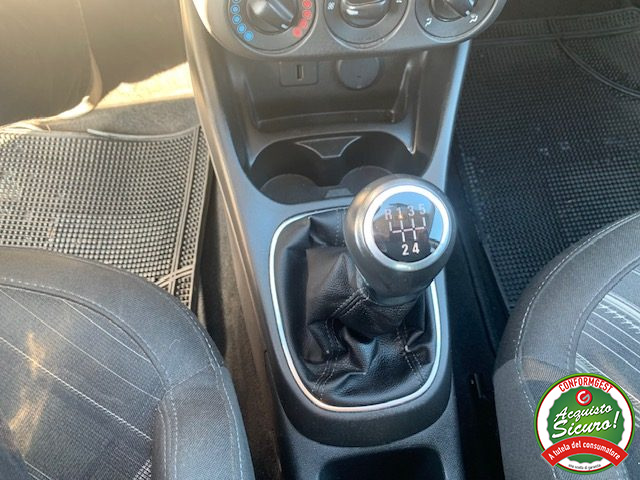 OPEL Corsa usata, con Specchietti laterali elettrici