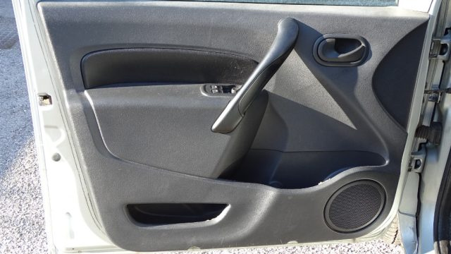 RENAULT Kangoo Z.E. usata 69