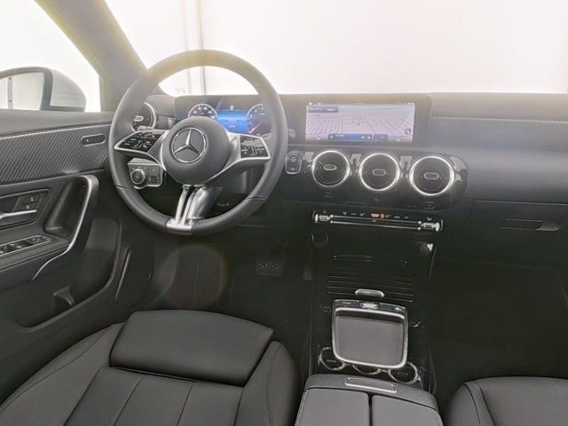 MERCEDES-BENZ A 180 usata, con Autoradio
