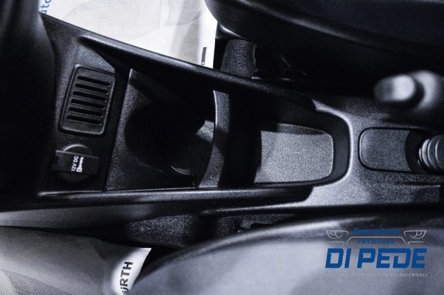 LANCIA Ypsilon usata 24