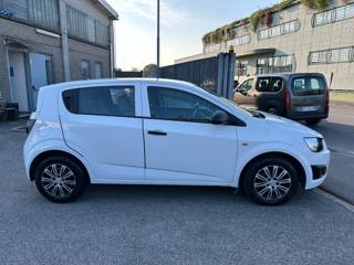 CHEVROLET Aveo usata, con Autoradio