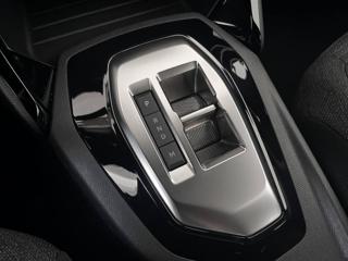 PEUGEOT 2008 usata, con Fari LED