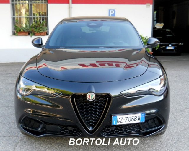 ALFA ROMEO Stelvio usata, con Sensori di parcheggio anteriori