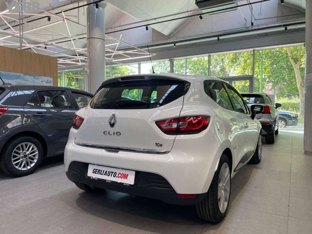 RENAULT Clio usata 4