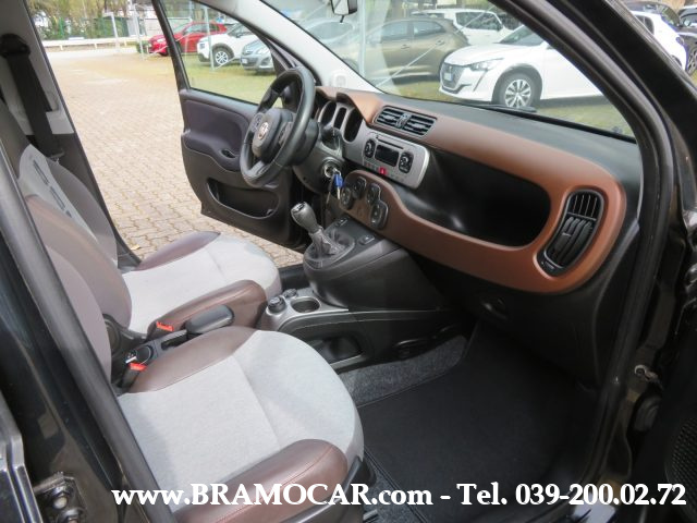 FIAT Panda Cross usata, con MP3