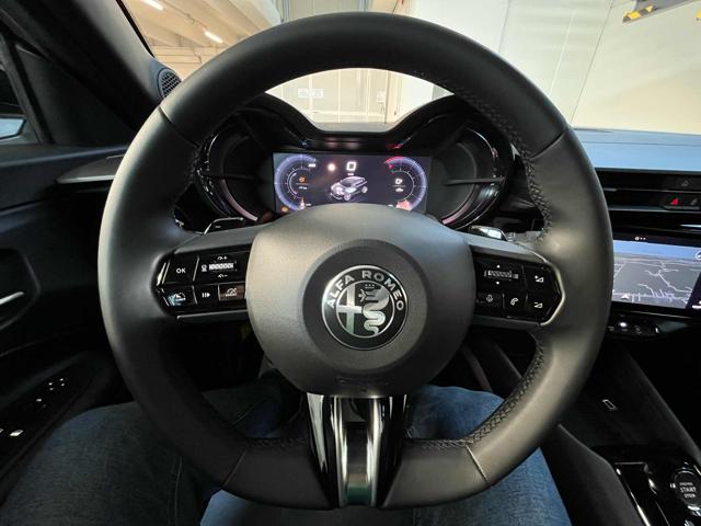 ALFA ROMEO Junior usata, con Regolazione elettrica sedili