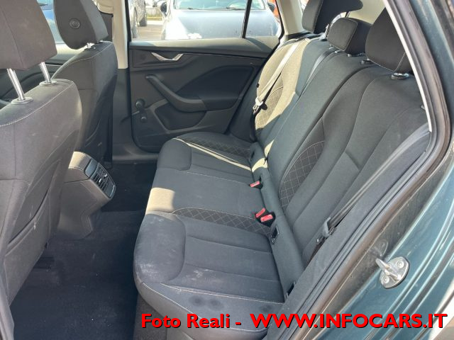 SKODA Kamiq usata, con Autoradio