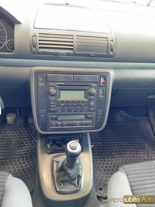 VOLKSWAGEN Sharan usata 22