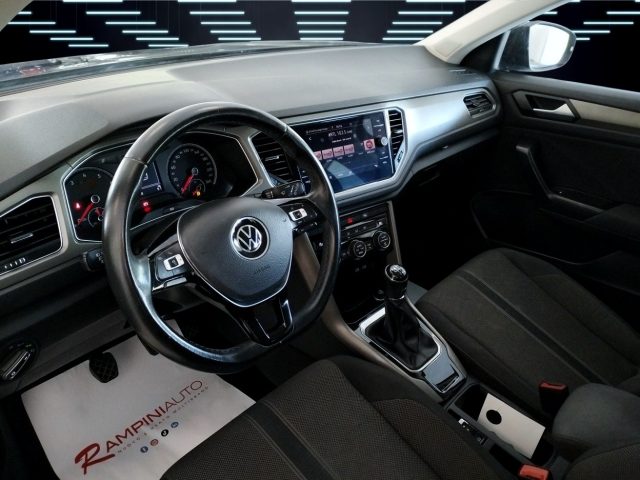 VOLKSWAGEN T-Roc usata 13