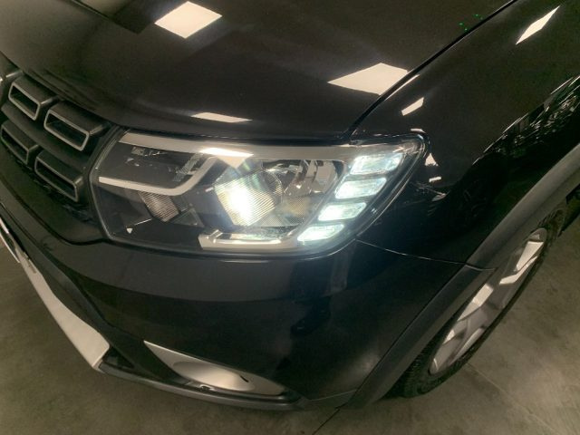 DACIA Sandero usata, con Luci diurne LED