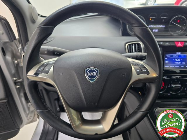 LANCIA Ypsilon usata, con Specchietti laterali elettrici