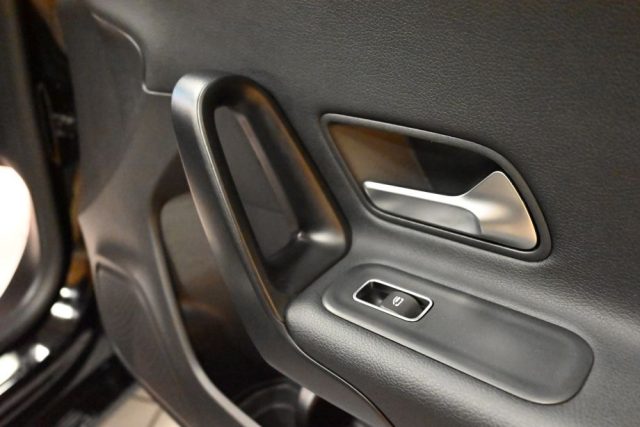 MERCEDES-BENZ CLA 250 usata 71