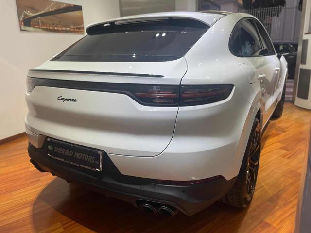 PORSCHE Cayenne usata, con Autoradio