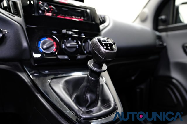 LANCIA Ypsilon usata 24