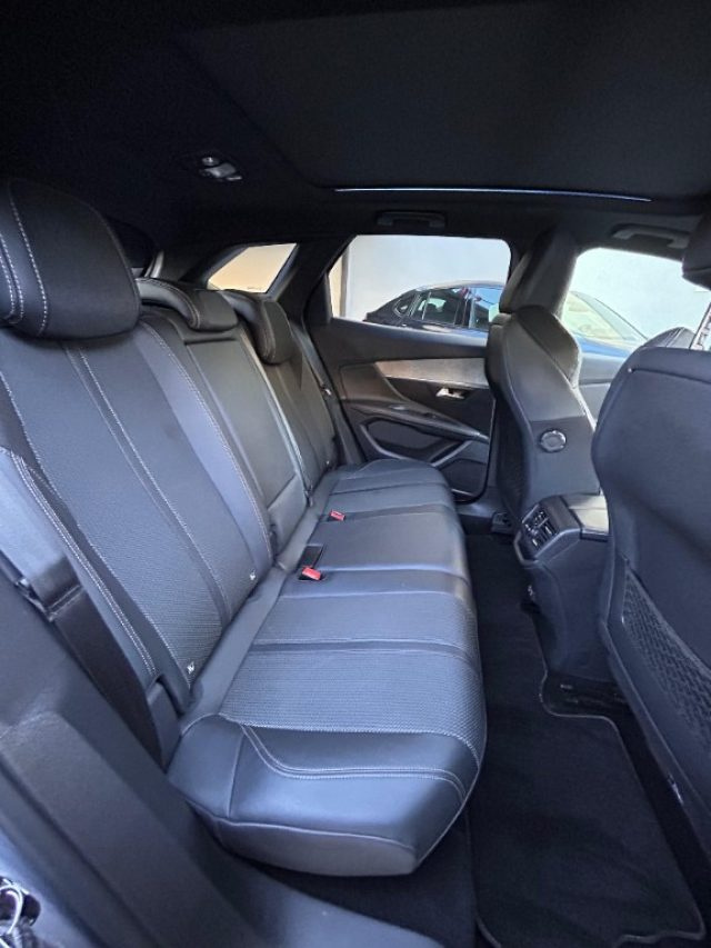 PEUGEOT 3008 usata, con Climatizzatore