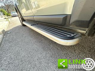 LAND ROVER Discovery usata, con Sedile posteriore sdoppiato