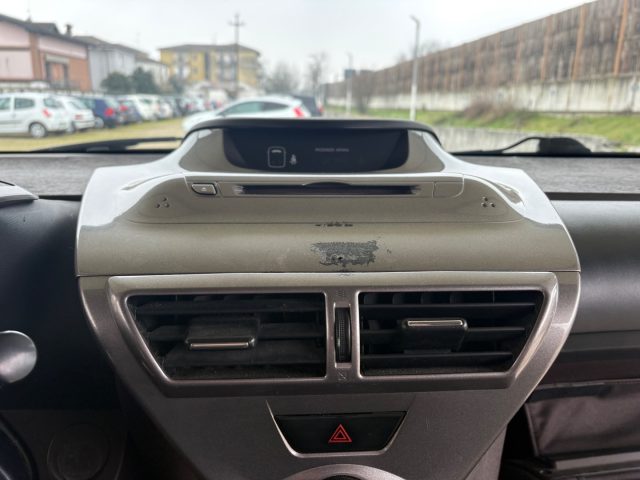 TOYOTA iQ usata, con Servosterzo