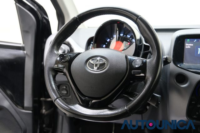 TOYOTA Aygo usata 37