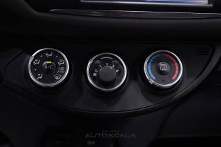 TOYOTA Yaris usata, con USB