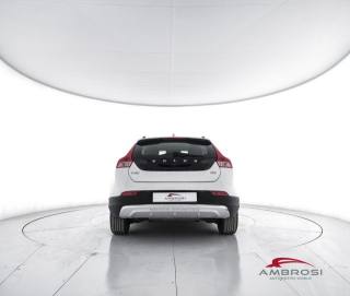 VOLVO V40 Cross Country usata 5