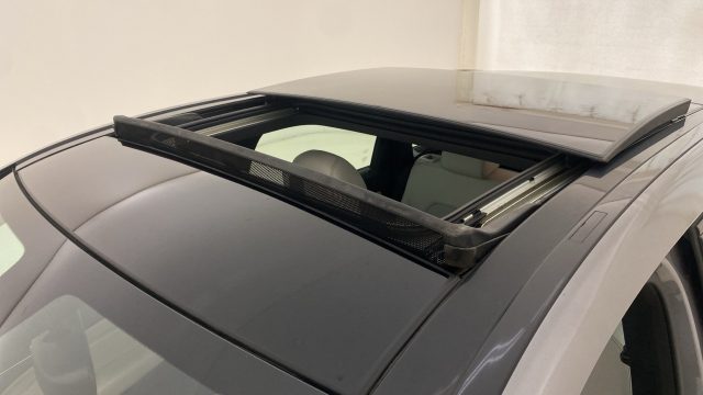 MERCEDES-BENZ B 220 usata 11