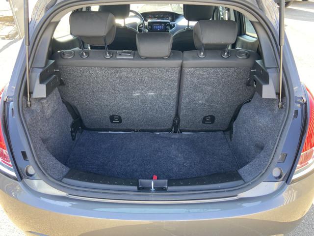 LANCIA Ypsilon usata, con Boardcomputer