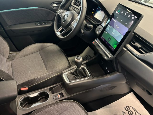 RENAULT Captur usata, con USB