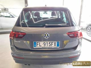 VOLKSWAGEN Tiguan usata, con Autoradio