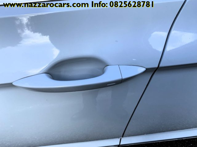 VOLKSWAGEN Passat Variant usata, con Specchietti laterali elettrici