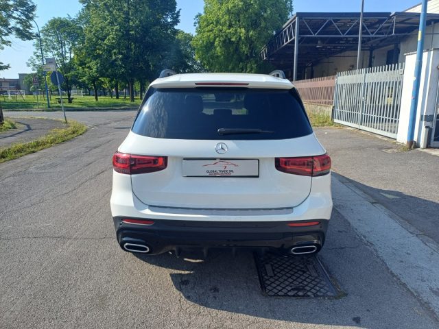 MERCEDES-BENZ GLB 200 usata, con Alzacristalli elettrici