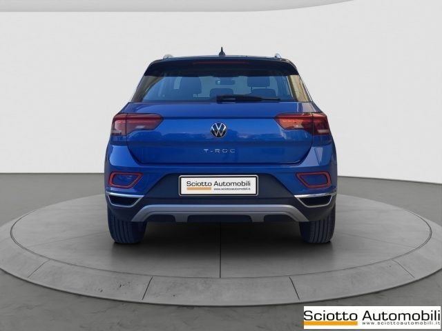 VOLKSWAGEN T-Roc usata, con Autoradio