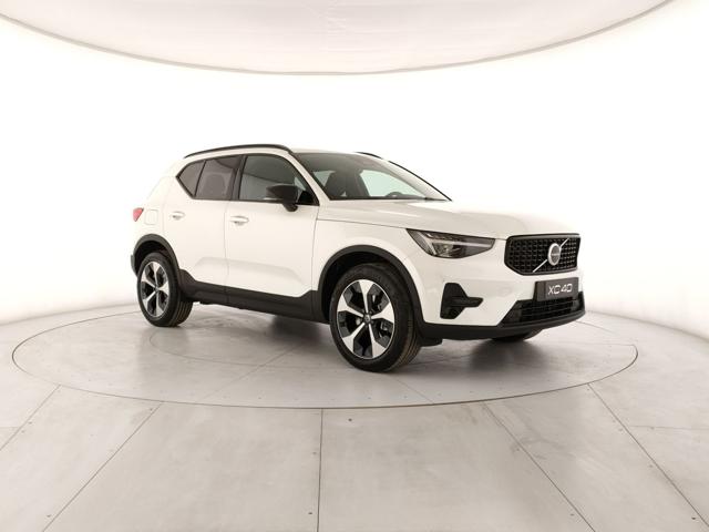 VOLVO XC40 usata, con Autoradio